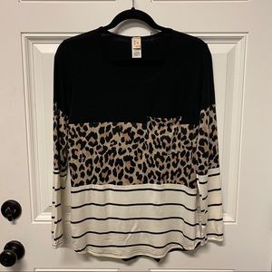 Leopard Print Color Block Long Sleeve Top, Large